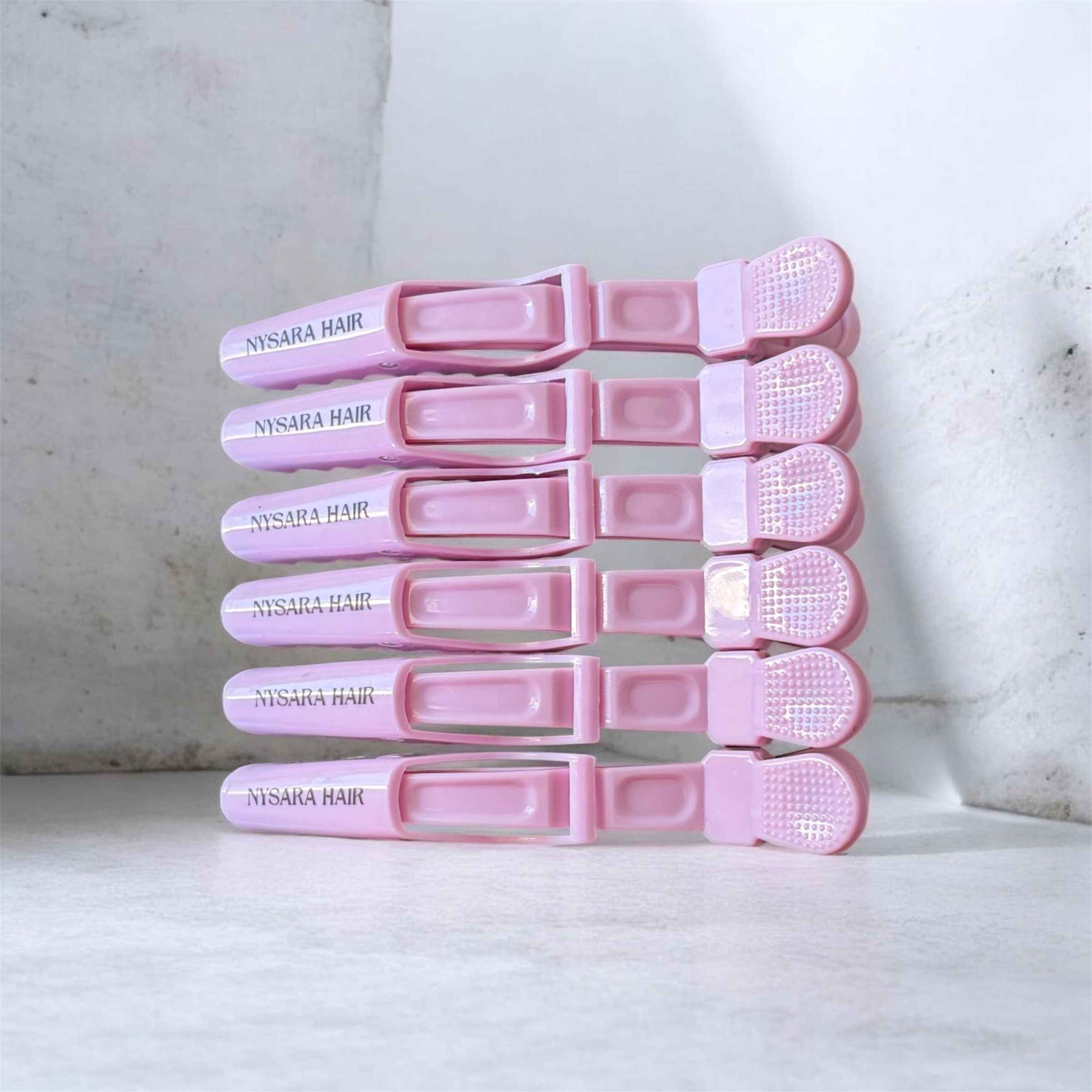 Professional sectioning clip non-slip textured grip Lavvy Lavender purple color close-up detail